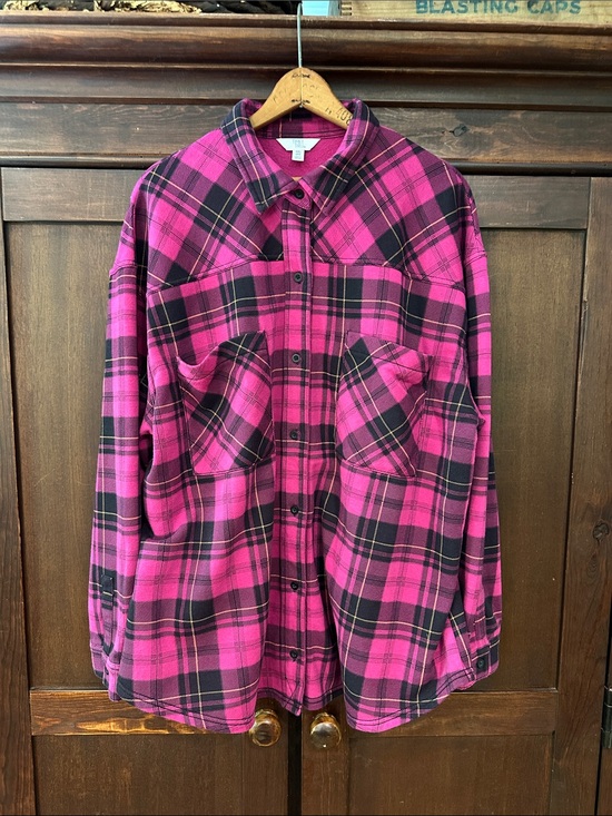 Time and Tru Tops - Time and True women’s button down shirt • light jacket